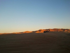 Coucher de soleil au désert    